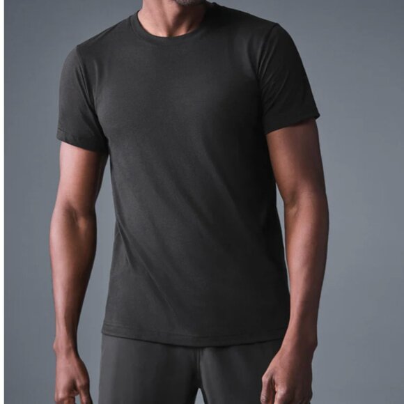ALO Yoga Other - Alo Yoga Men's Triumph Crew Neck Tee in Black Size S. New with tags, never worn.